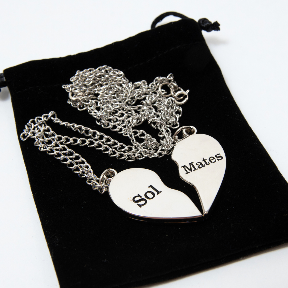 Heartbreak Necklace Set